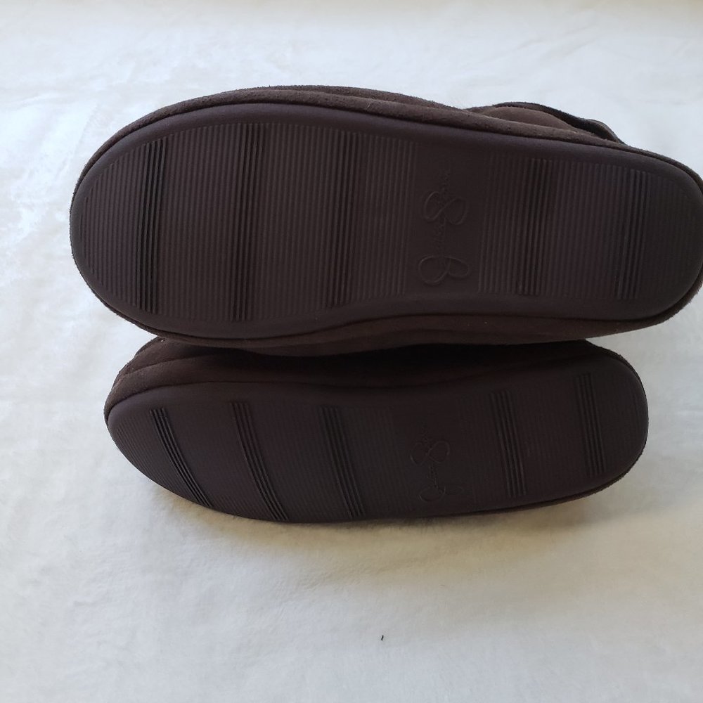 Slippers - Picture 6 of 6